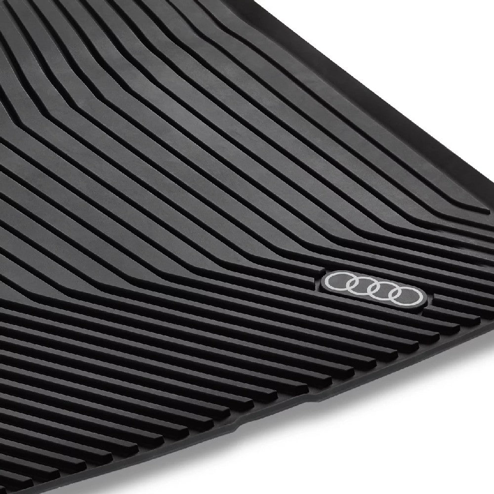 Luggage compartment liner. New A5