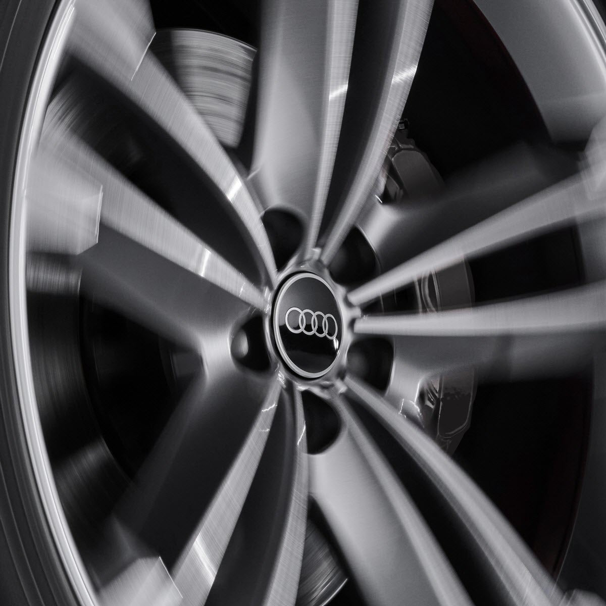 Audi dynamic centre caps