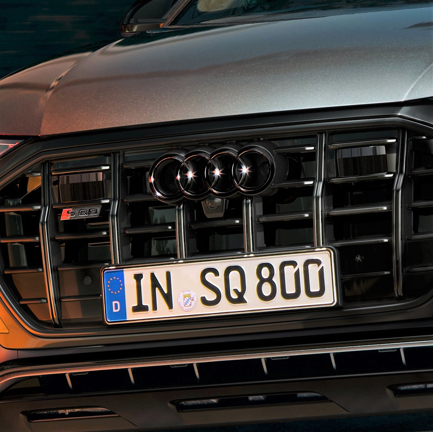 SQ8 Model name, front. Black